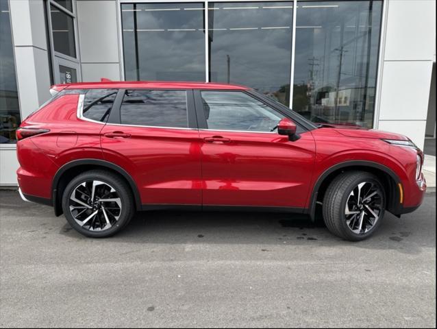 new 2024 Mitsubishi Outlander car, priced at $36,015