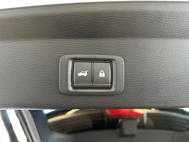 new 2025 Mitsubishi Outlander car, priced at $45,930