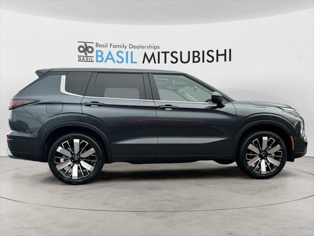 new 2025 Mitsubishi Outlander car, priced at $39,285