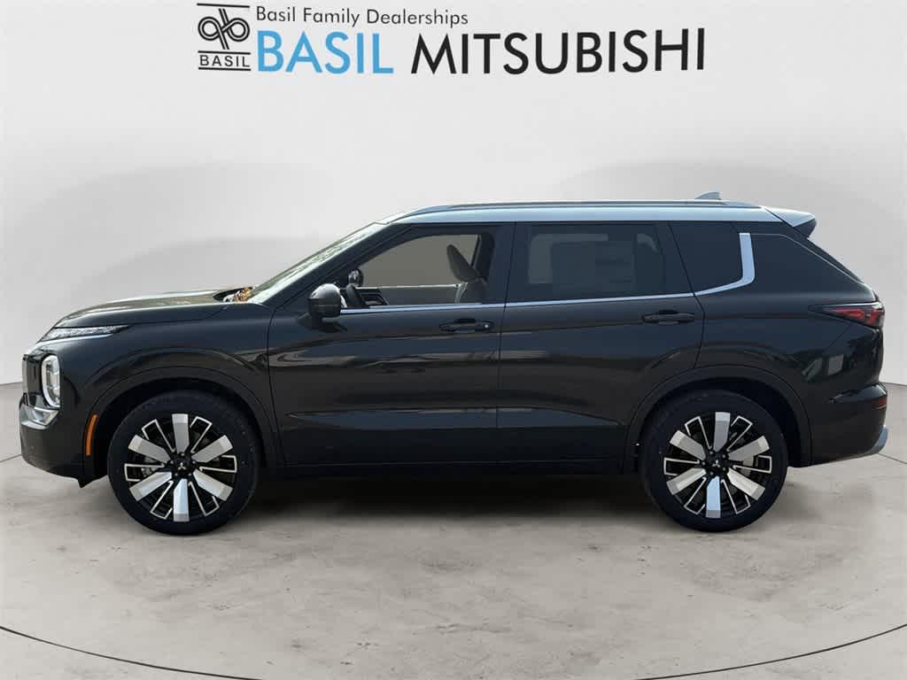 new 2025 Mitsubishi Outlander car, priced at $46,640