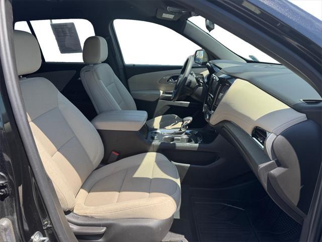 used 2022 Chevrolet Traverse car, priced at $27,871
