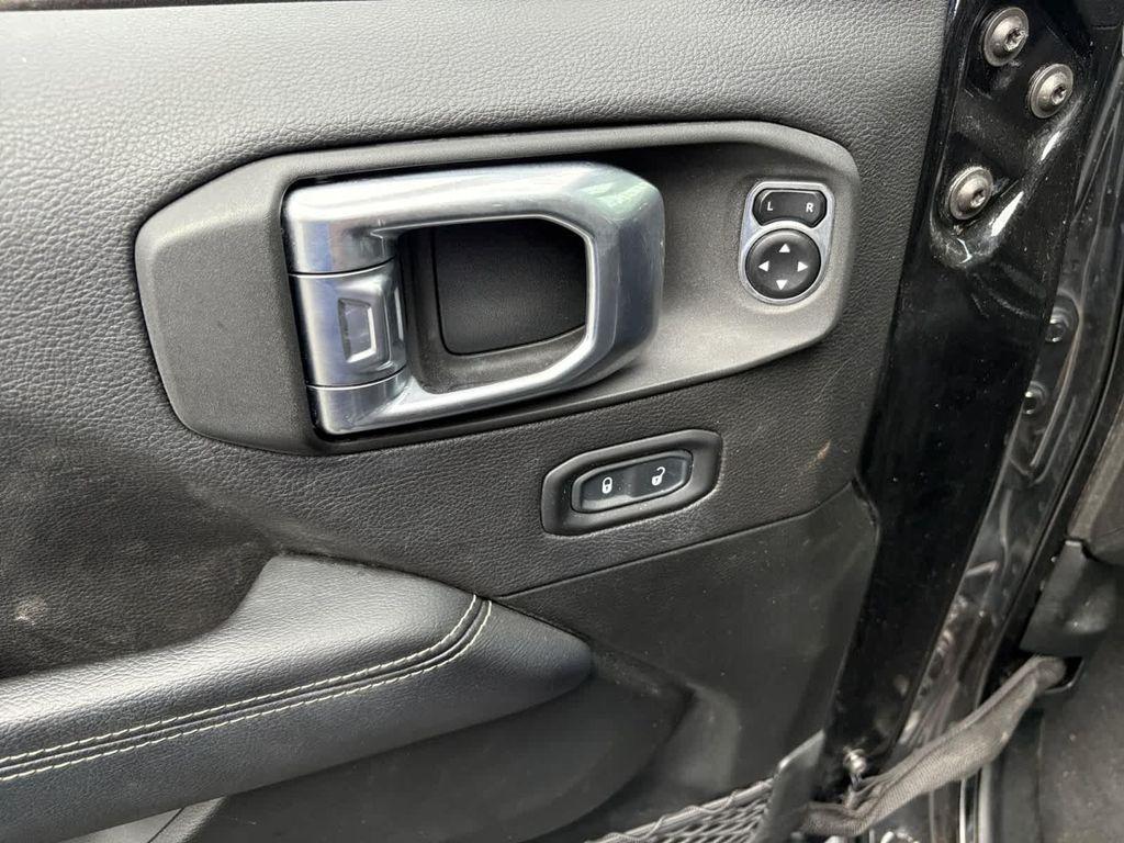 used 2020 Jeep Wrangler Unlimited car, priced at $35,999