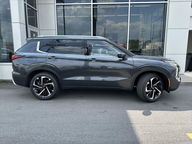 new 2024 Mitsubishi Outlander car, priced at $40,725