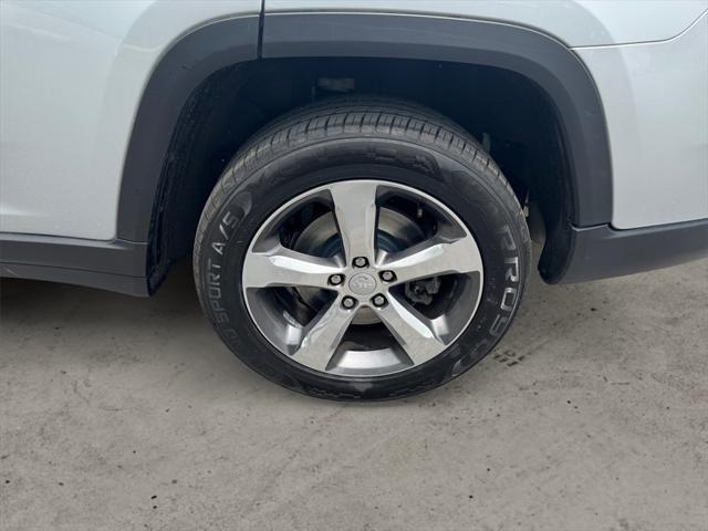 used 2021 Jeep Grand Cherokee L car, priced at $33,896