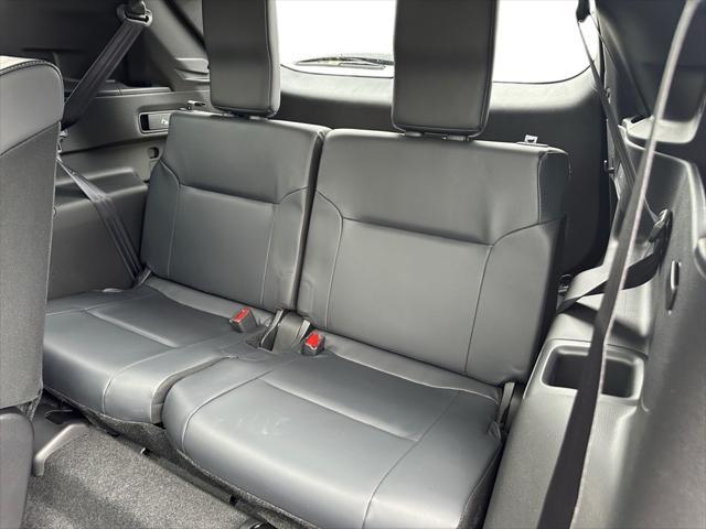 new 2025 Mitsubishi Outlander car, priced at $40,105
