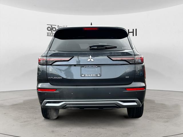 new 2025 Mitsubishi Outlander car, priced at $39,865