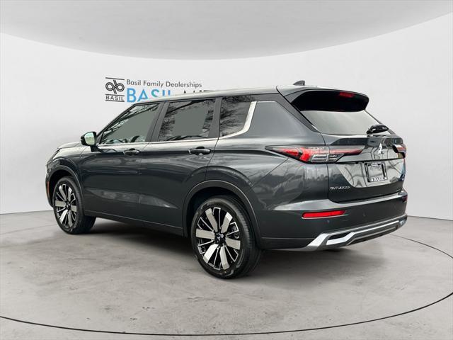 new 2025 Mitsubishi Outlander car, priced at $39,865