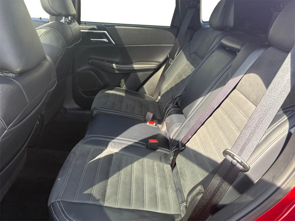 used 2024 Mitsubishi Outlander car, priced at $28,999
