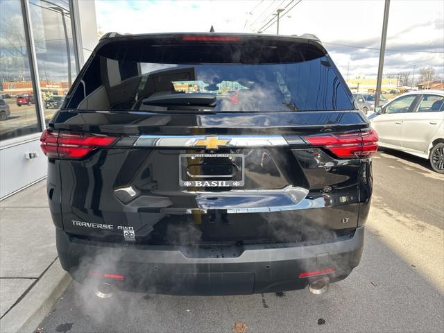 used 2022 Chevrolet Traverse car, priced at $29,491