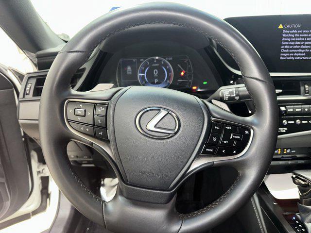 used 2022 Lexus ES 350 car, priced at $37,894