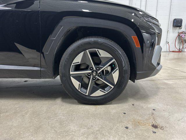 used 2025 Hyundai TUCSON Hybrid car, priced at $34,448