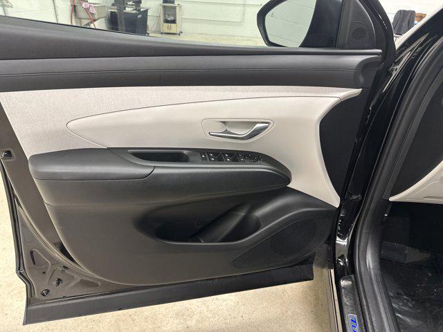 used 2025 Hyundai TUCSON Hybrid car, priced at $34,448