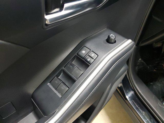 used 2021 Toyota Highlander Hybrid car, priced at $29,577