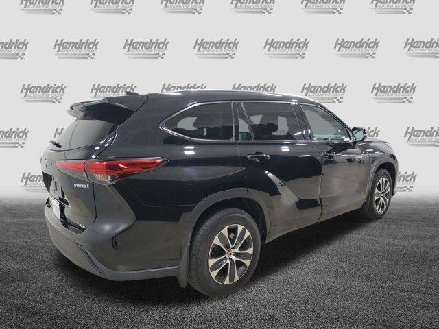 used 2021 Toyota Highlander Hybrid car, priced at $29,577