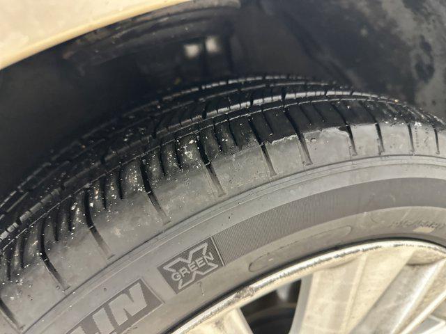 used 2013 Lexus ES 300h car, priced at $12,824