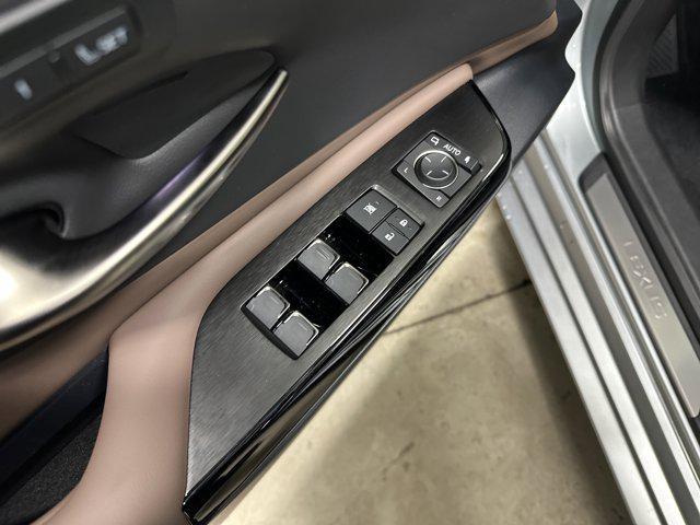 new 2025 Lexus ES 350 car, priced at $46,615