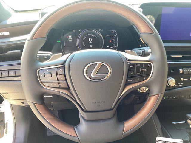 new 2025 Lexus ES 300h car, priced at $58,269