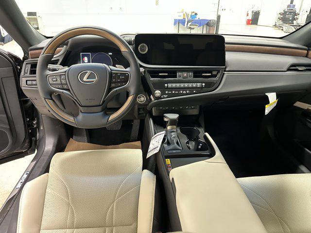 new 2025 Lexus ES 350 car, priced at $51,915