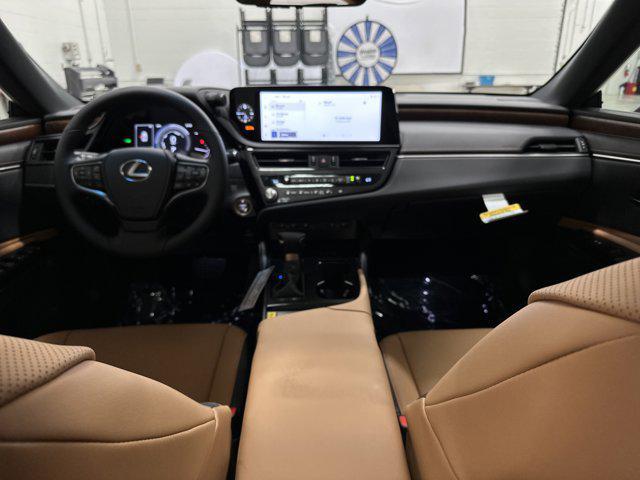 new 2025 Lexus ES 300h car, priced at $49,605
