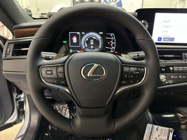 new 2025 Lexus ES 300h car, priced at $49,605