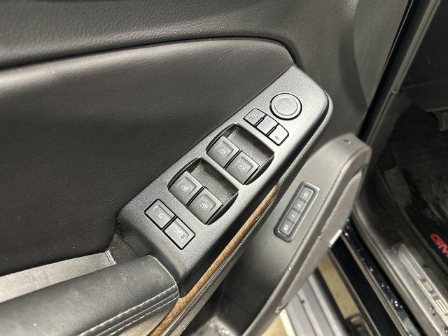 used 2018 GMC Yukon car, priced at $25,884