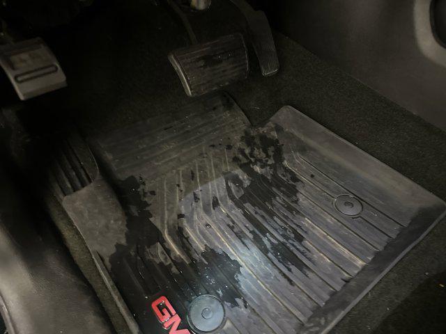 used 2018 GMC Yukon car, priced at $25,884