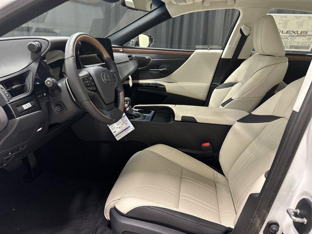 new 2025 Lexus ES 350 car, priced at $52,045