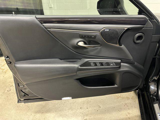 used 2020 Lexus ES 350 car, priced at $26,994