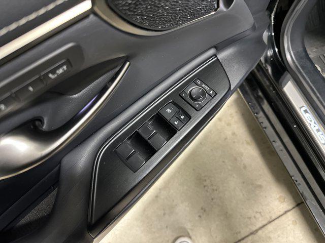 used 2020 Lexus ES 350 car, priced at $26,994