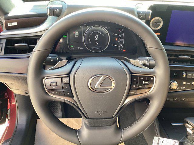 new 2025 Lexus ES 300h car, priced at $51,910