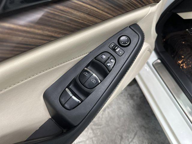 used 2016 Nissan Maxima car, priced at $13,820