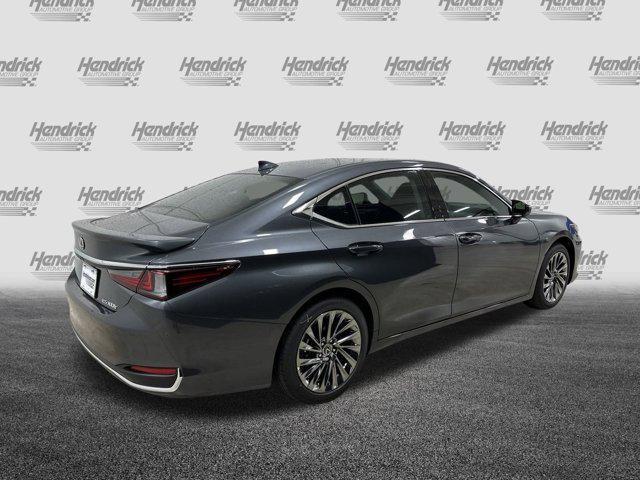 new 2025 Lexus ES 300h car, priced at $57,634