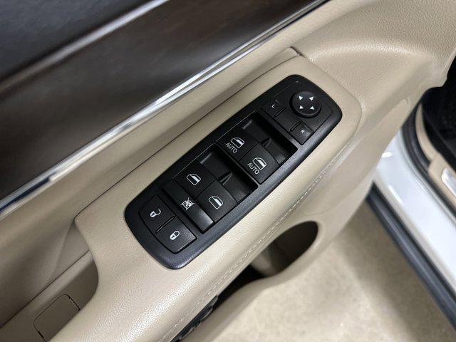 used 2015 Jeep Grand Cherokee car, priced at $13,521