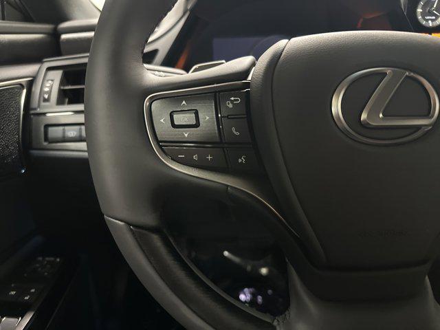 new 2025 Lexus ES 350 car, priced at $53,840