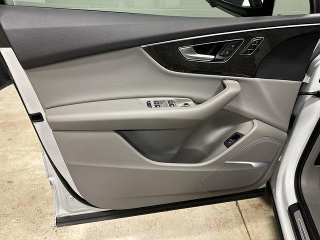 used 2020 Audi Q7 car, priced at $28,674