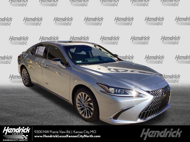 new 2025 Lexus ES 300h car, priced at $56,034