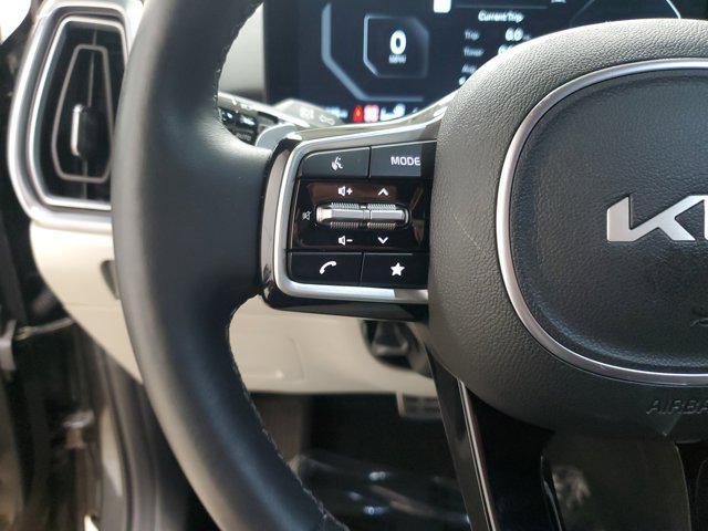 used 2025 Kia Sorento Hybrid car, priced at $37,992