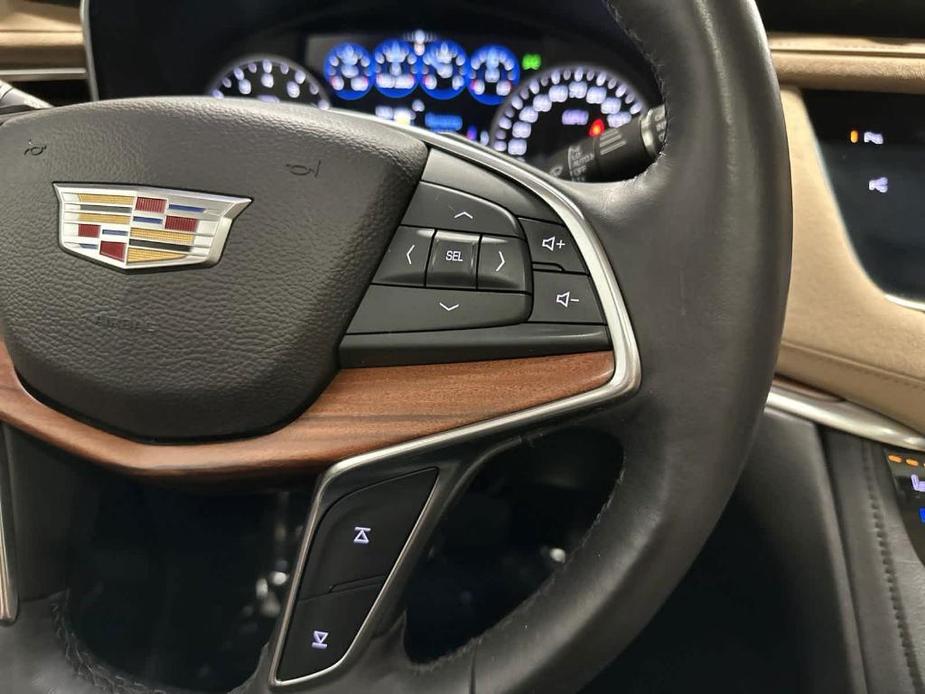 used 2017 Cadillac XT5 car, priced at $23,449