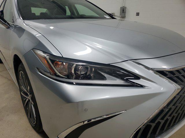 new 2025 Lexus ES 350 car, priced at $46,925