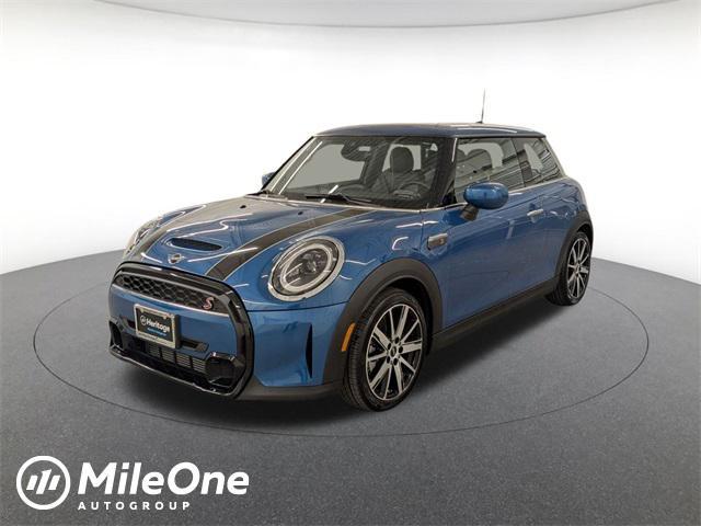 used 2023 MINI Hardtop car, priced at $25,893