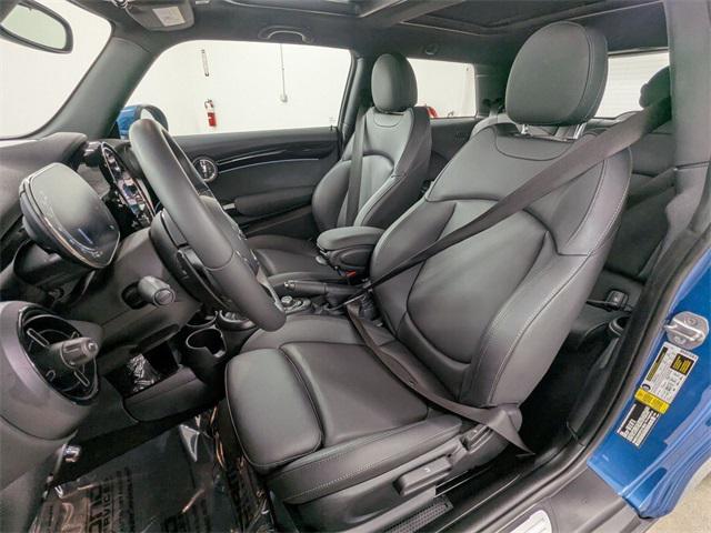 used 2023 MINI Hardtop car, priced at $25,893