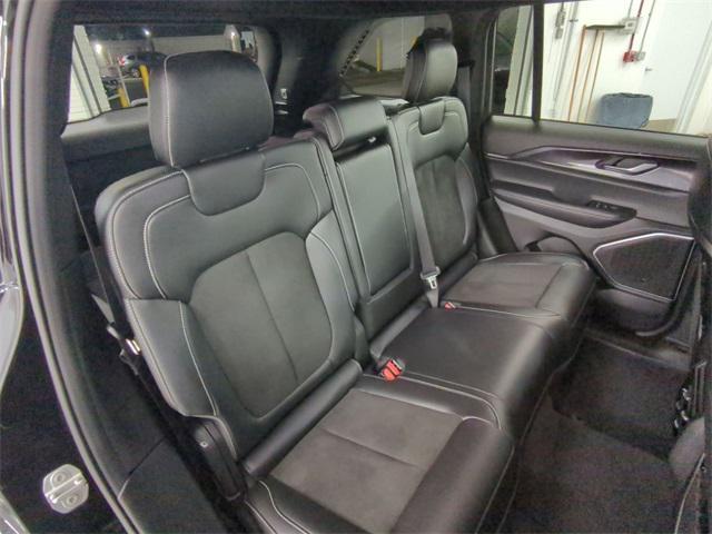 used 2022 Jeep Grand Cherokee car, priced at $32,000
