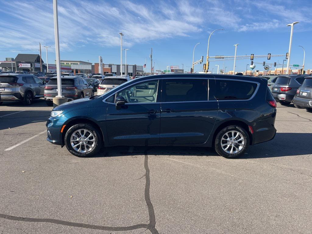 used 2023 Chrysler Pacifica car, priced at $35,991