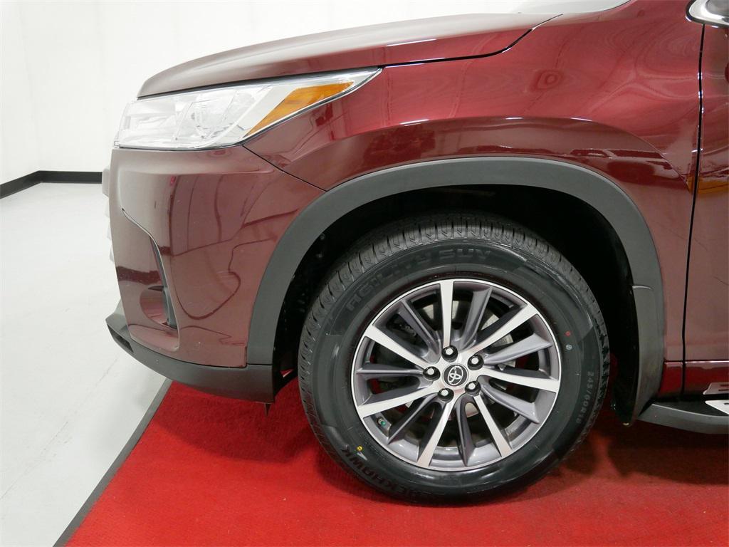 used 2017 Toyota Highlander car, priced at $20,991