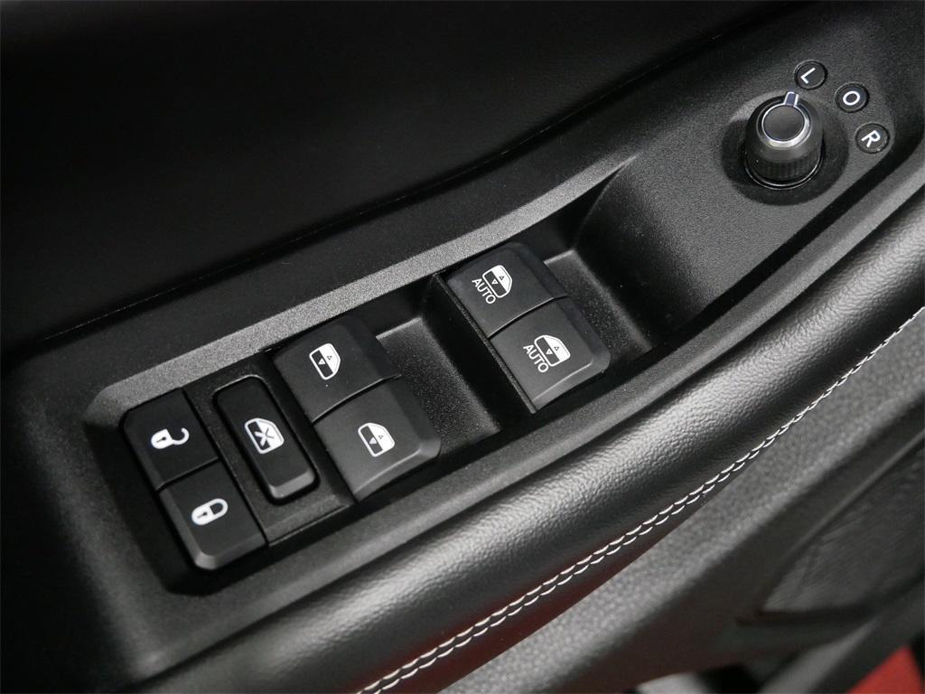 used 2023 Jeep Grand Cherokee car, priced at $34,991