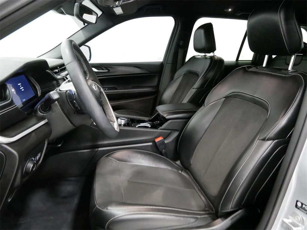 used 2023 Jeep Grand Cherokee car, priced at $34,991