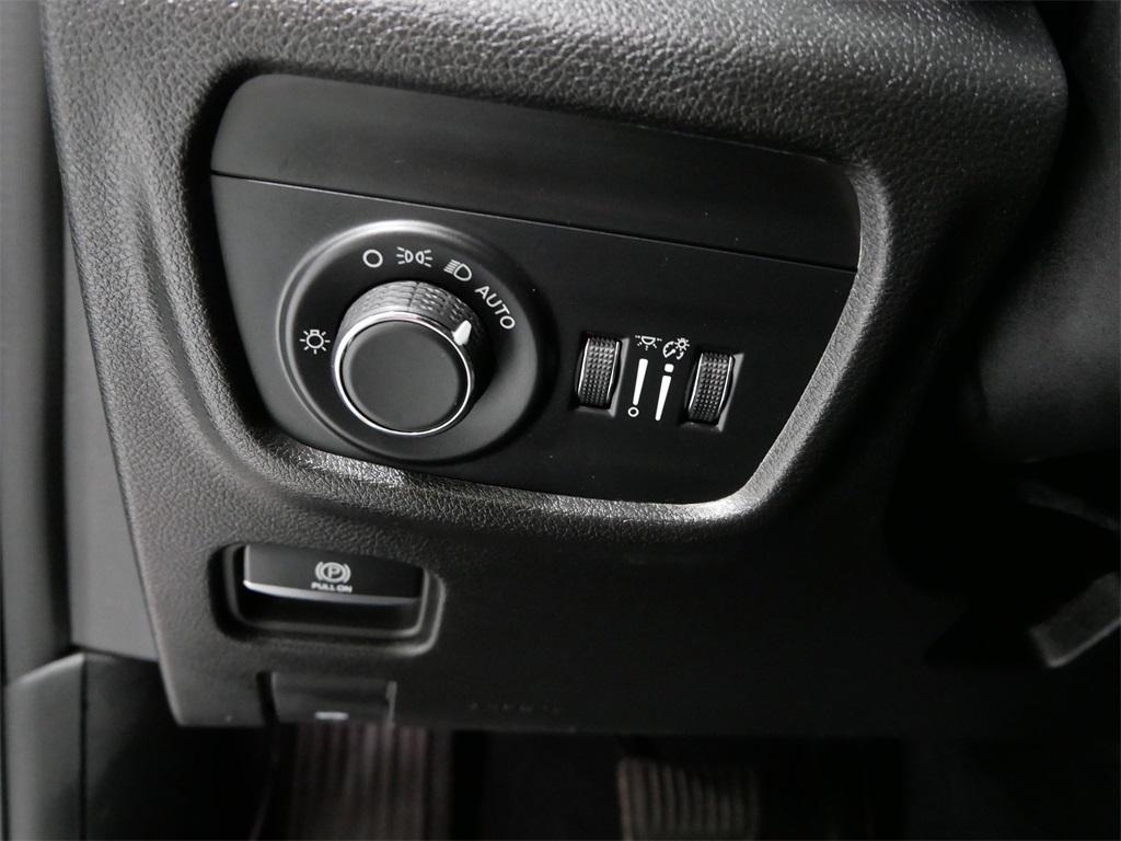 used 2023 Jeep Grand Cherokee car, priced at $34,991