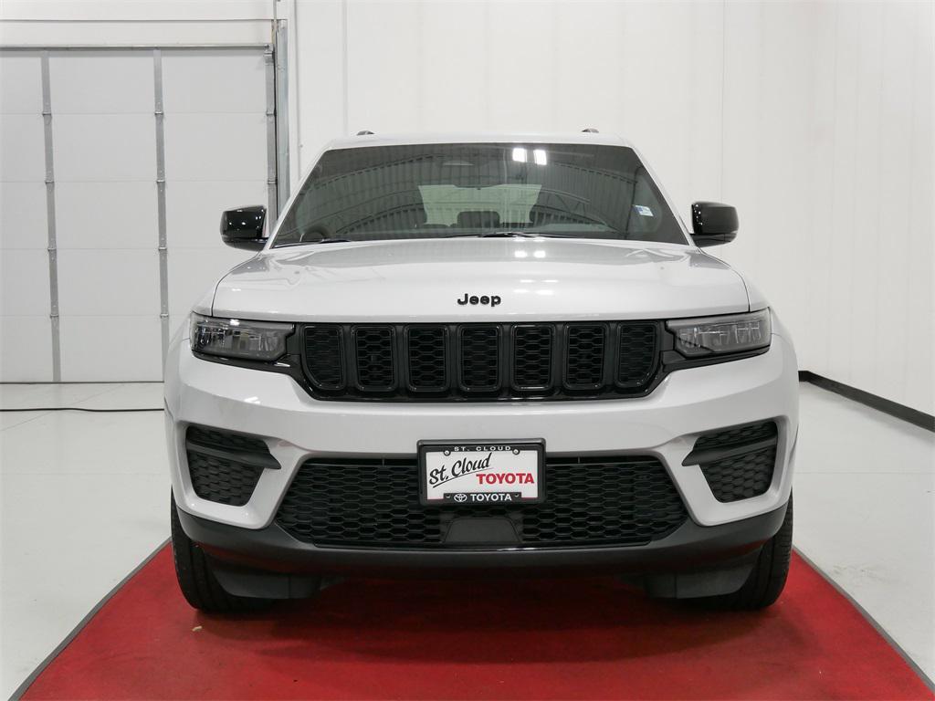 used 2023 Jeep Grand Cherokee car, priced at $34,991