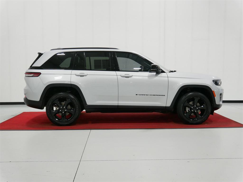 used 2023 Jeep Grand Cherokee car, priced at $34,991