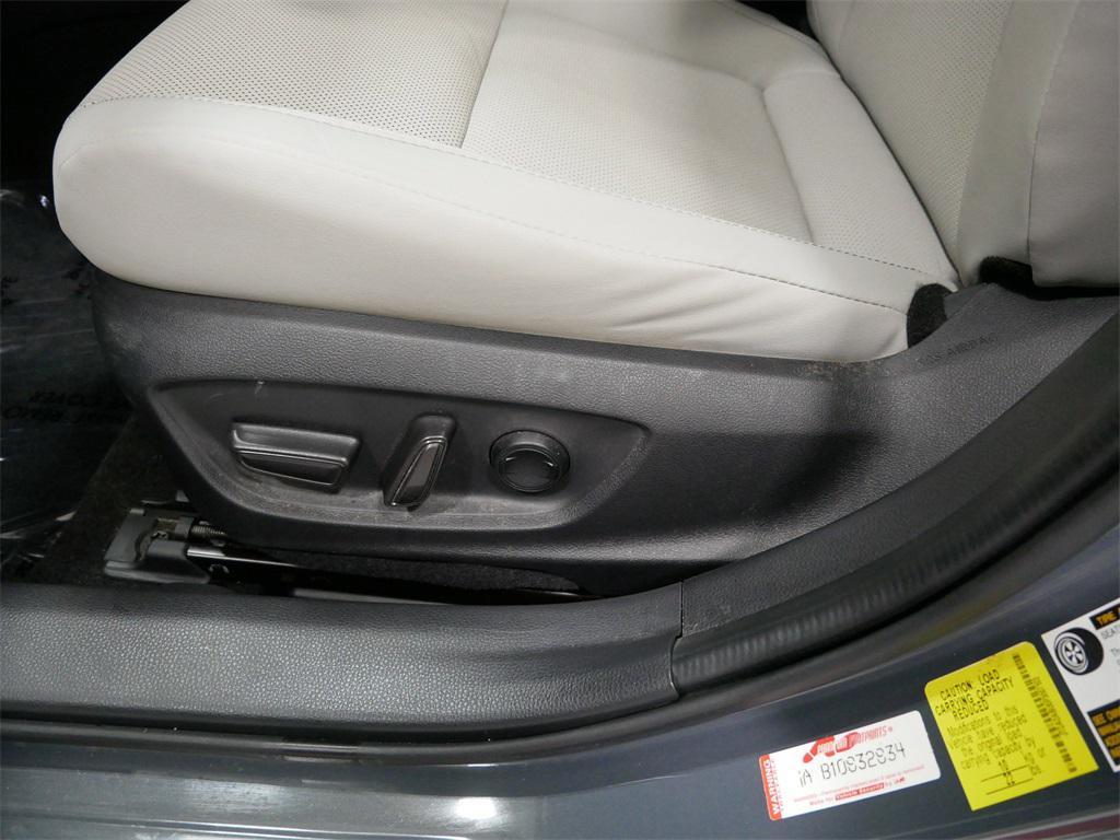 used 2023 Toyota Prius car, priced at $30,291